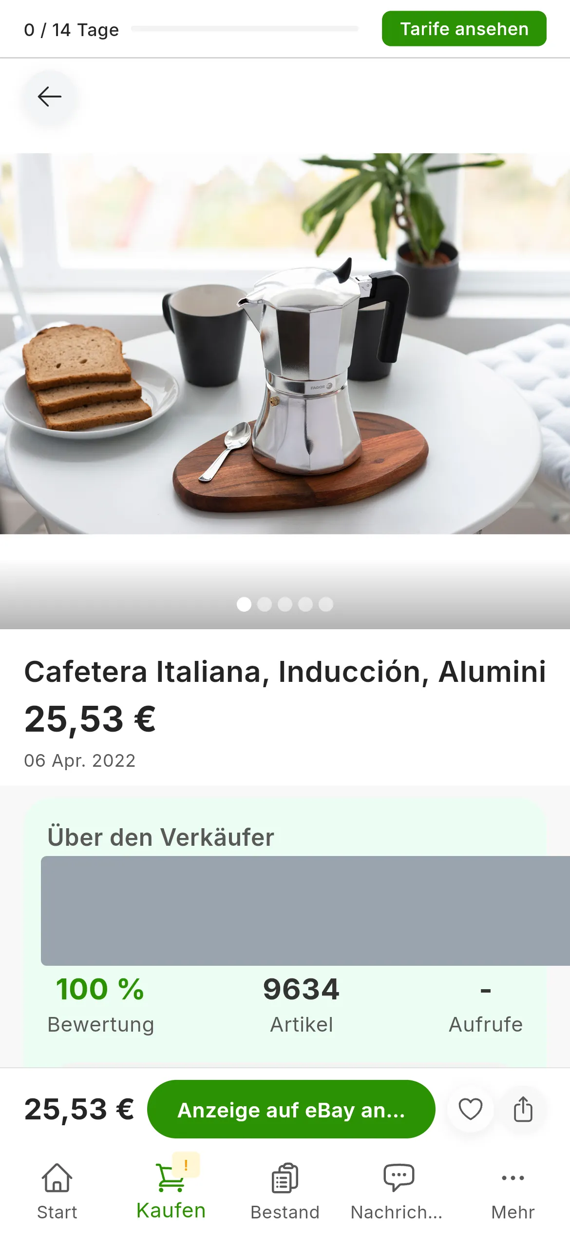 Die Detailseite Anzeigendetails einer Espressokanne: das große Foto, der Titel, der Preis und der Basispreis; daneben die Schaltfläche, die die Anzeige auf ihrem Marktplatz öffnet, und der Block Über den Verkäufer, in dem der Verkäufer verdeckt ist