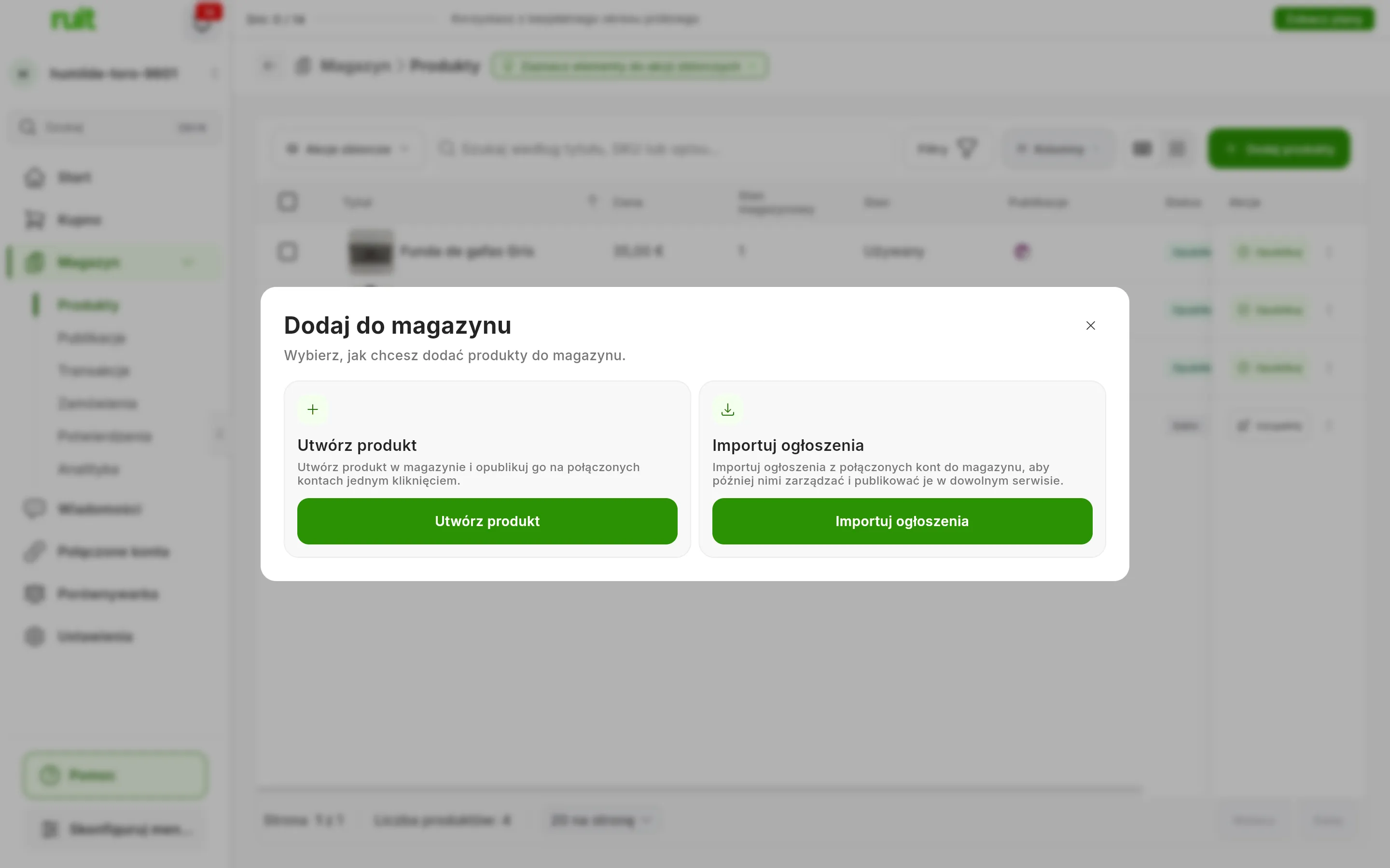 Okno Dodaj do magazynu nad tabelą produktów z dwiema kartami: Utwórz produkt, żeby utworzyć produkt i opublikować go na połączonych kontach, oraz Importuj ogłoszenia, żeby ściągnąć do magazynu ogłoszenia z połączonych kont