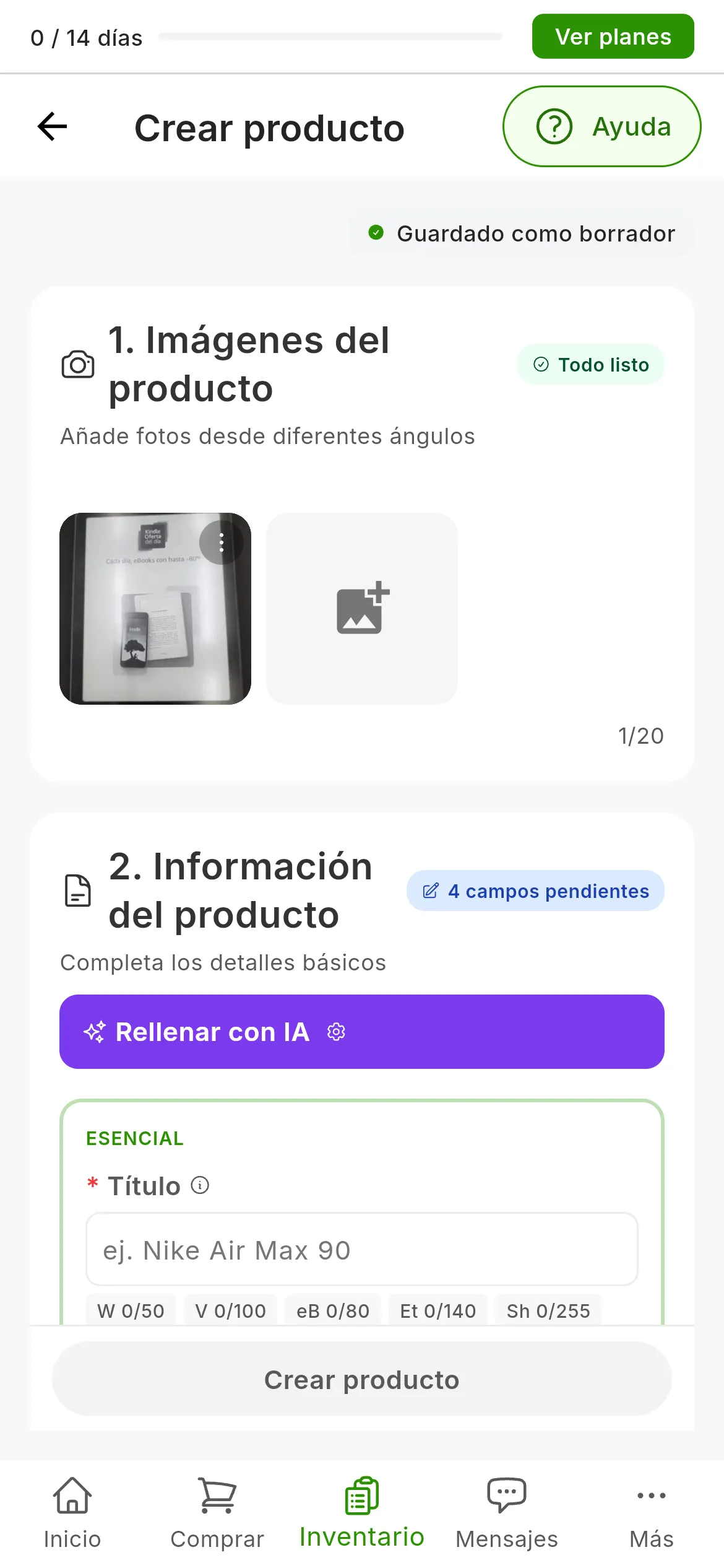 El formulario de crear producto con una foto subida y Todo listo en 1. Imágenes del producto; en 2. Información del producto, el botón morado Rellenar con IA con el engranaje de Ajustes de IA, y el título todavía vacío