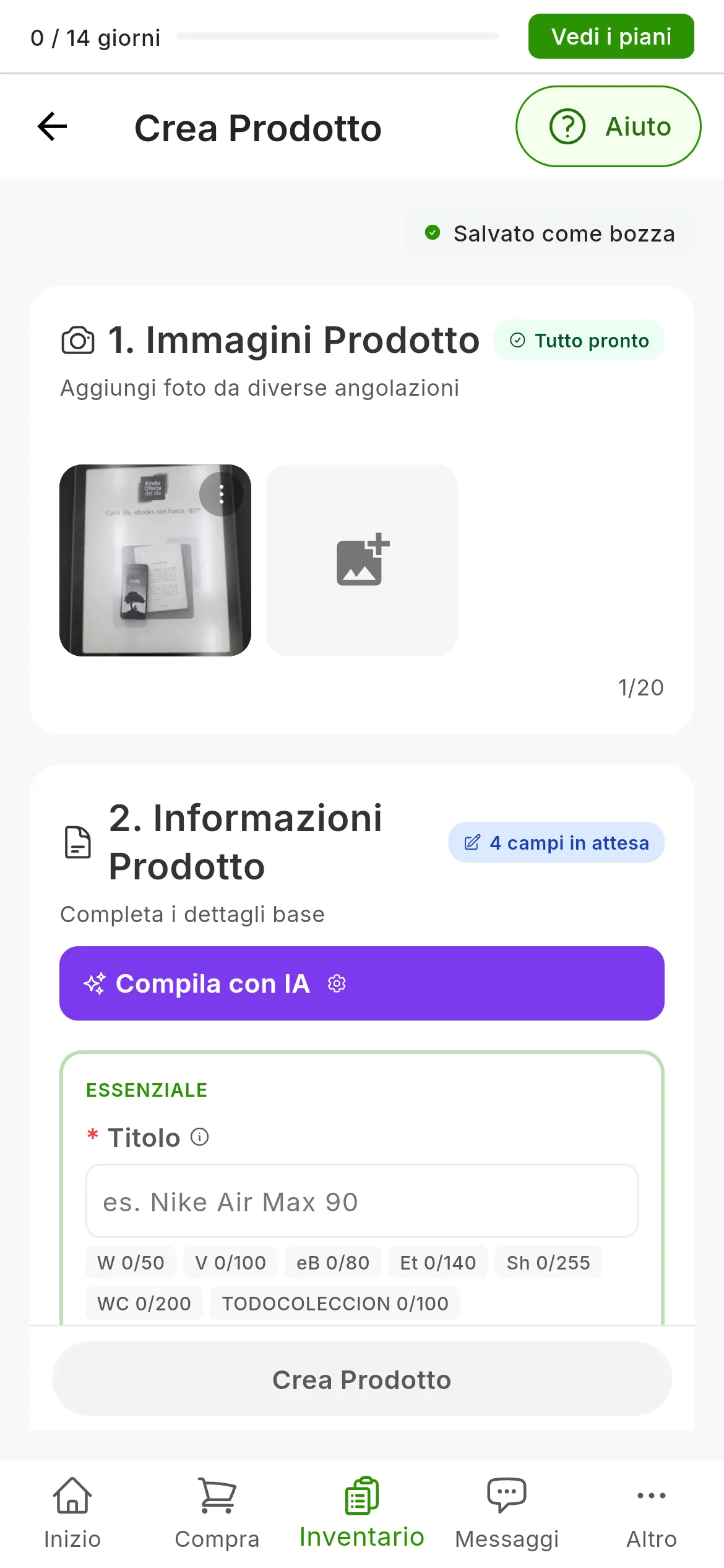 Il modulo per creare un prodotto con una foto caricata e Tutto pronto in 1. Immagini Prodotto; in 2. Informazioni Prodotto, il pulsante viola Compila con IA insieme all'ingranaggio di Impostazioni IA, e il titolo ancora vuoto