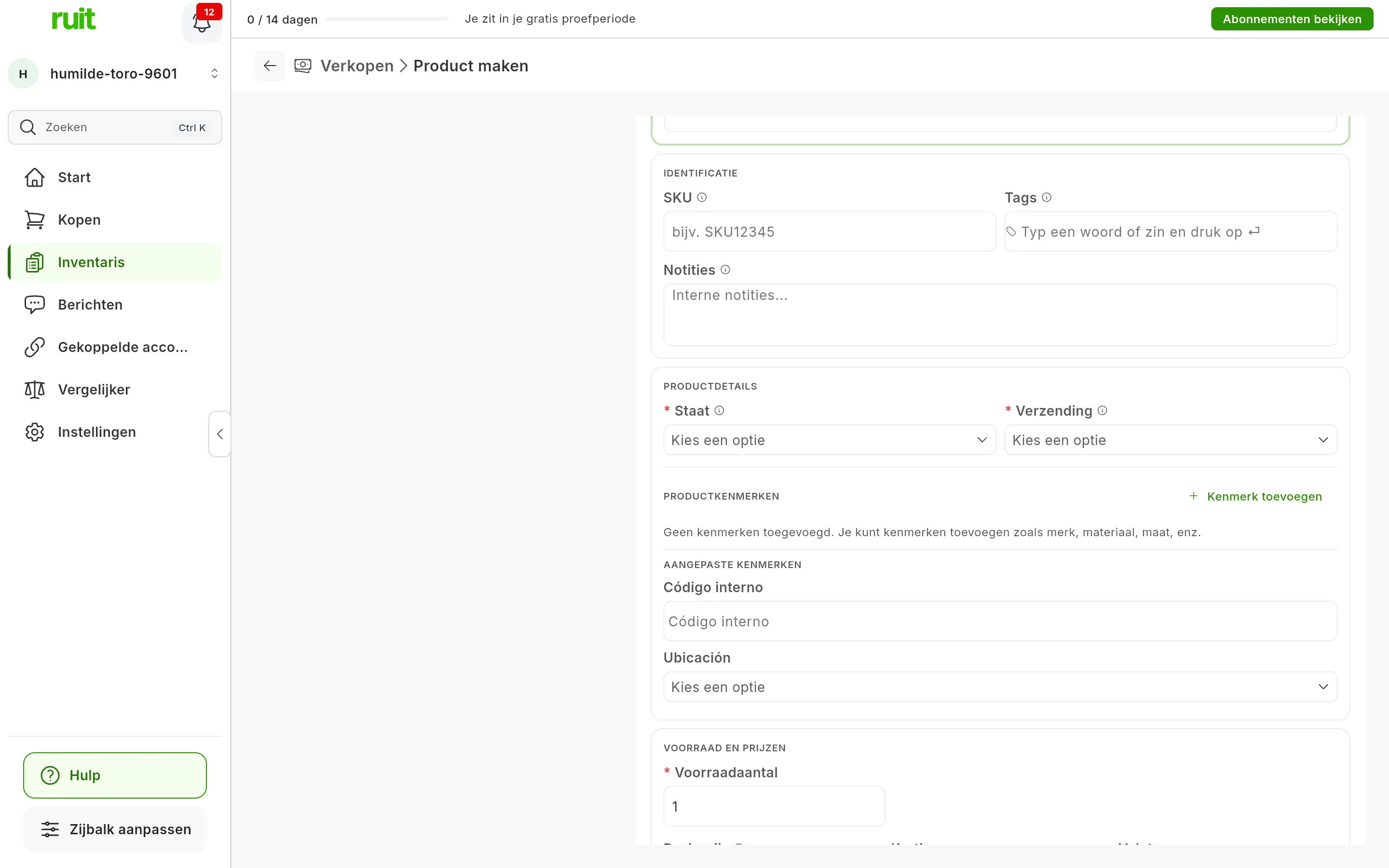 Het middelste deel van het formulier om een product aan te maken: IDENTIFICATIE met SKU, Tags en Notities; PRODUCTDETAILS met Staat en Verzending, verplicht; PRODUCTKENMERKEN met de knop Kenmerk toevoegen; en AANGEPASTE KENMERKEN met Código interno en Ubicación