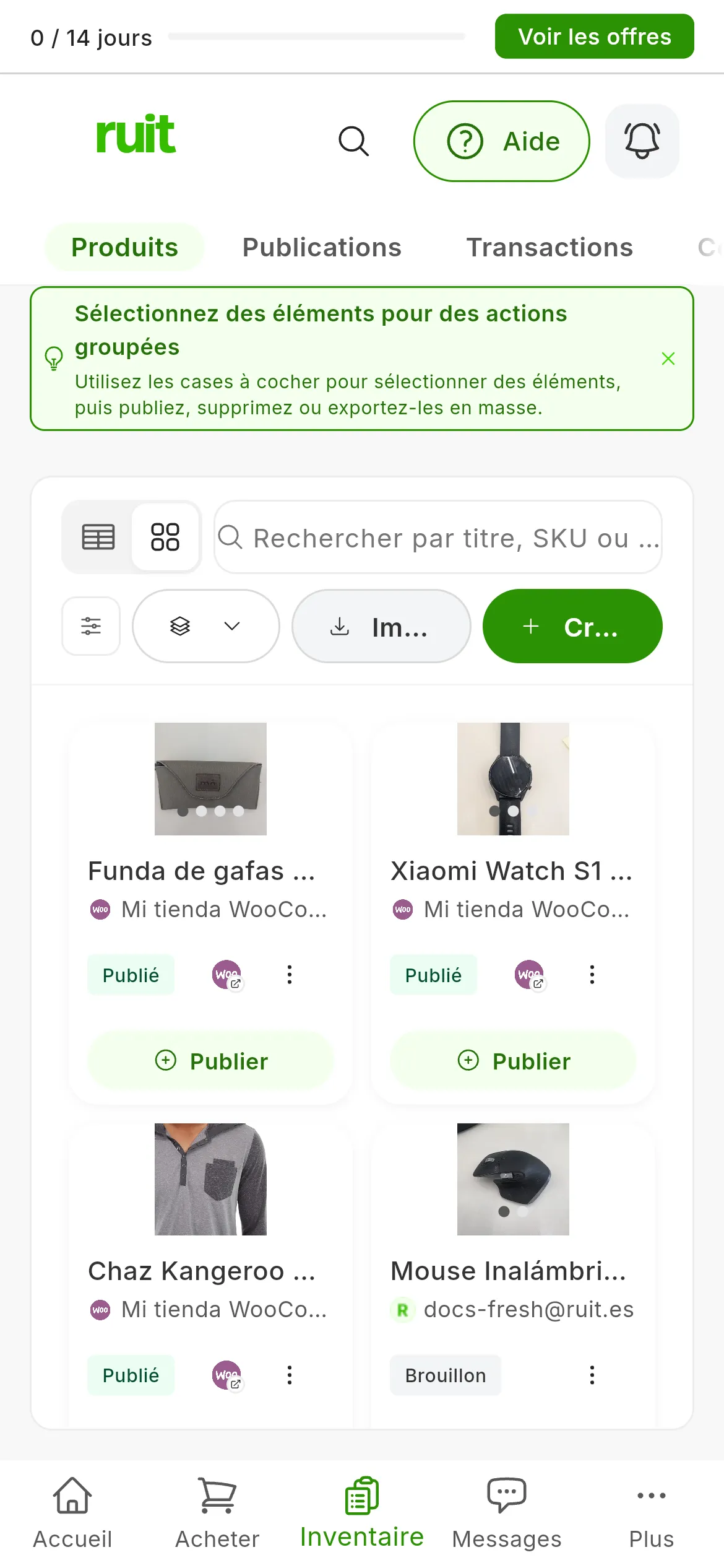 La vue en cartes : une carte par produit avec sa photo, le titre, la source, le statut, le logo de WooCommerce sur ceux qui ont une annonce et le bouton d'actions supplémentaires