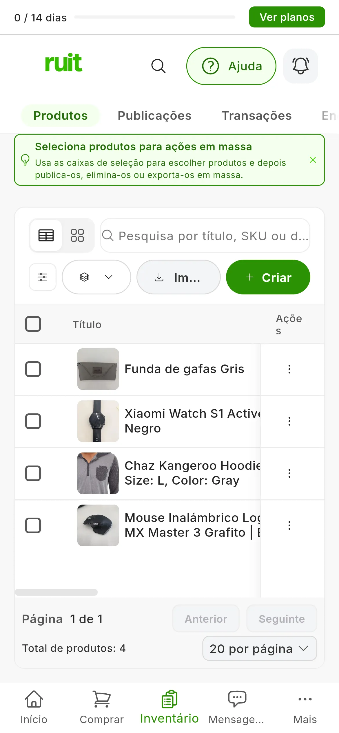A tabela de produtos: em cima, a barra com as ações em lote, a pesquisa, os filtros, a alternância entre tabela e cartões e os atalhos para adicionar produtos; por baixo, uma linha por produto com a foto, o título e as ações