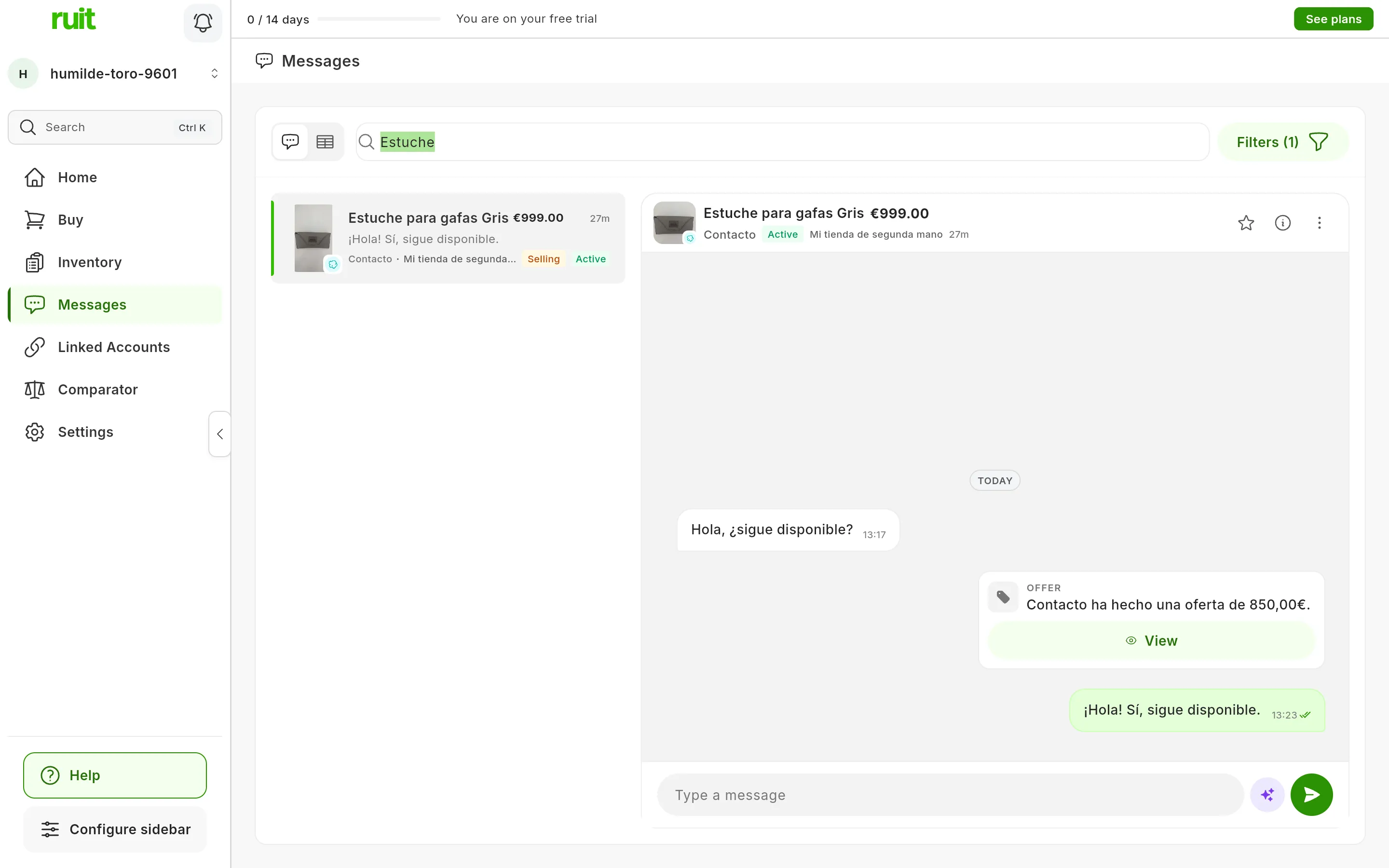 The RUIT message inbox on a computer: at the top, the switch between list and table, the search box with the word Estuche and Filters; on the left, the conversation about Estuche para gafas Gris, a glasses case, with its price, the time, the last message, the other person, the account and the Selling tag; on the right, its chat with the buyer's offer and the reply