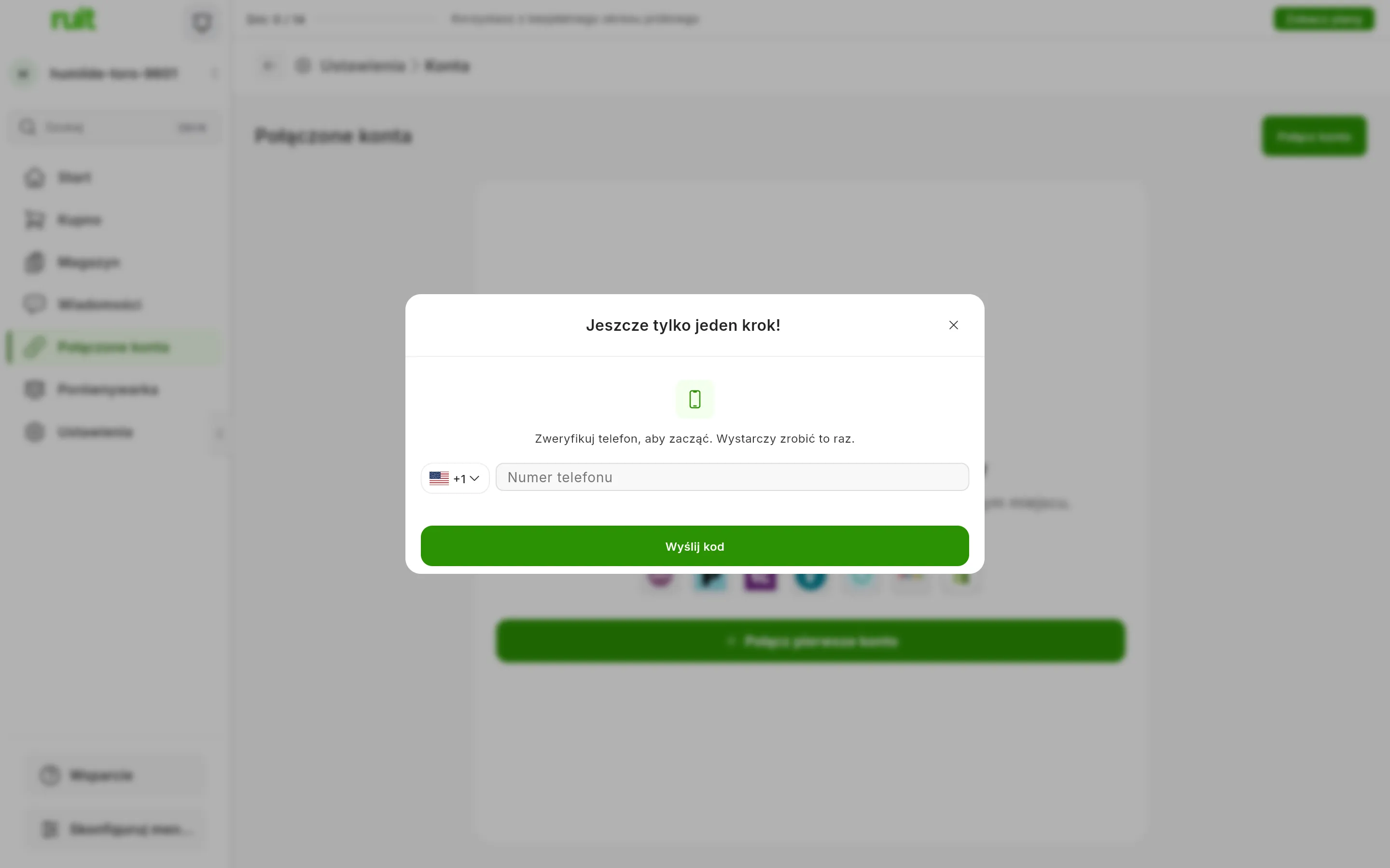 Okno weryfikacji telefonu na tle ekranu kont: tytuł Jeszcze tylko jeden krok, lista krajów z prefiksem, pole numeru telefonu i zielony przycisk wysłania kodu.