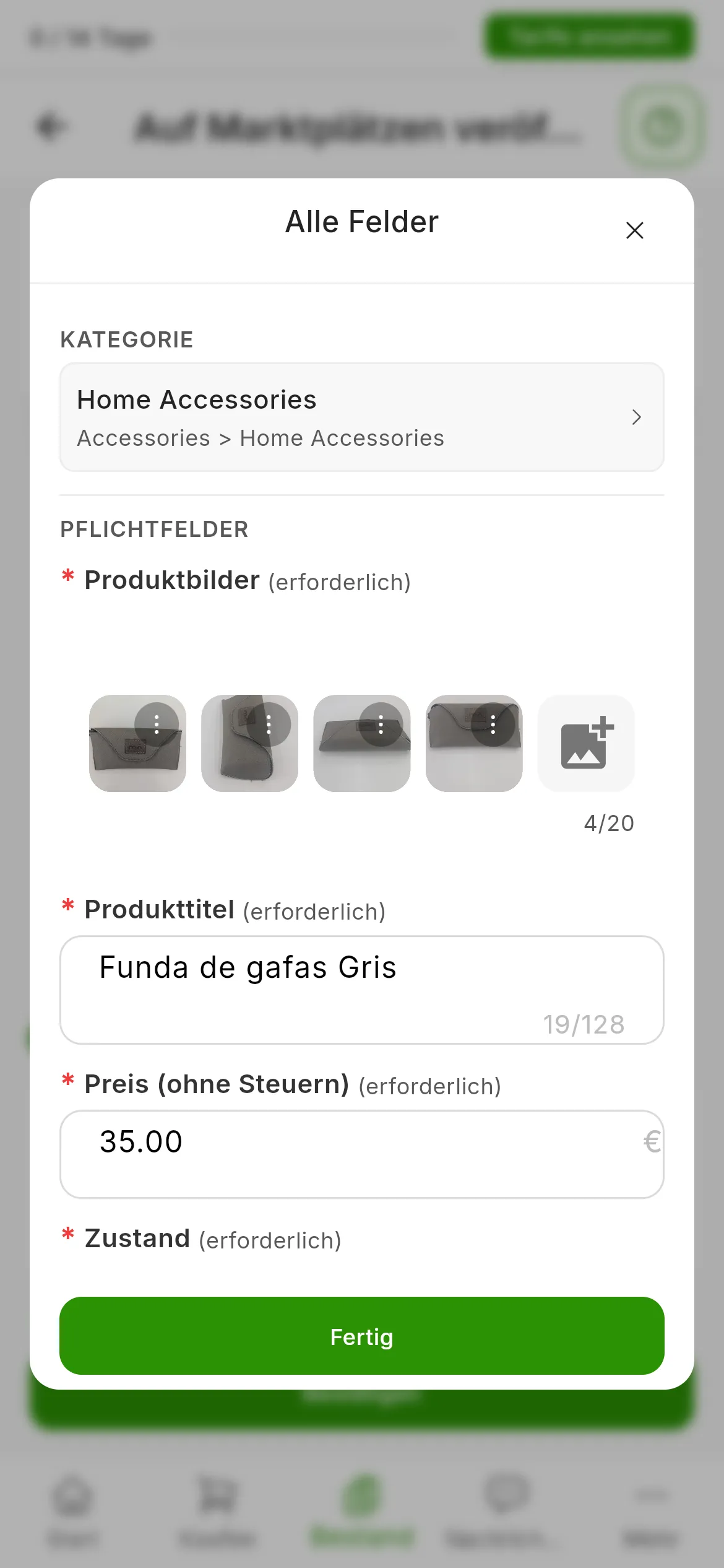 Das Fenster Alle Felder des PrestaShop-Kontos über dem verschwommenen Bildschirm: KATEGORIE mit der Kategorie, die die KI gewählt hat, und PFLICHTFELDER mit den Fotos, dem Titel und dem Preis des Produkts; unten Fertig