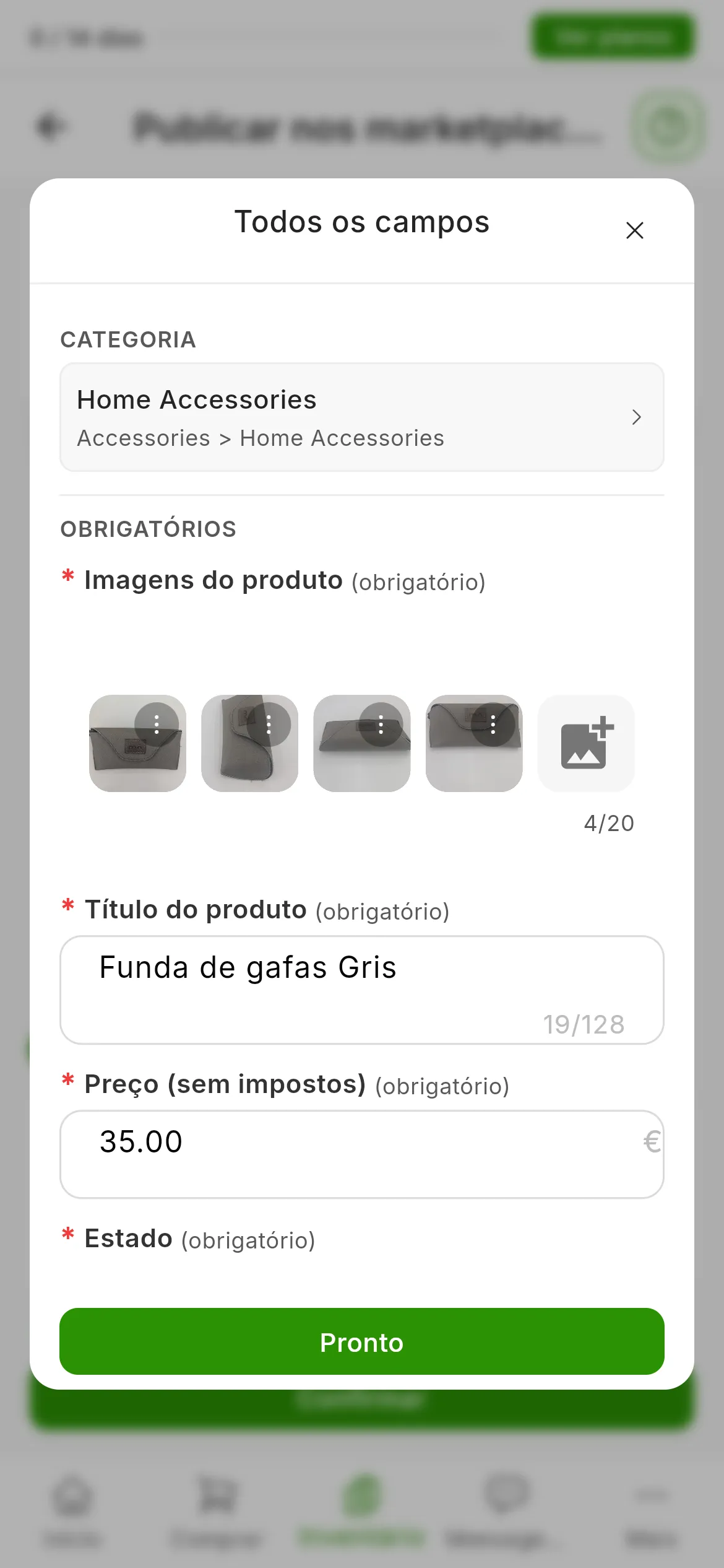A janela Todos os campos da conta do PrestaShop sobre o ecrã desfocado: CATEGORIA com a categoria que a IA escolheu, e OBRIGATÓRIOS com as fotos, o título e o preço do produto; em baixo, Pronto