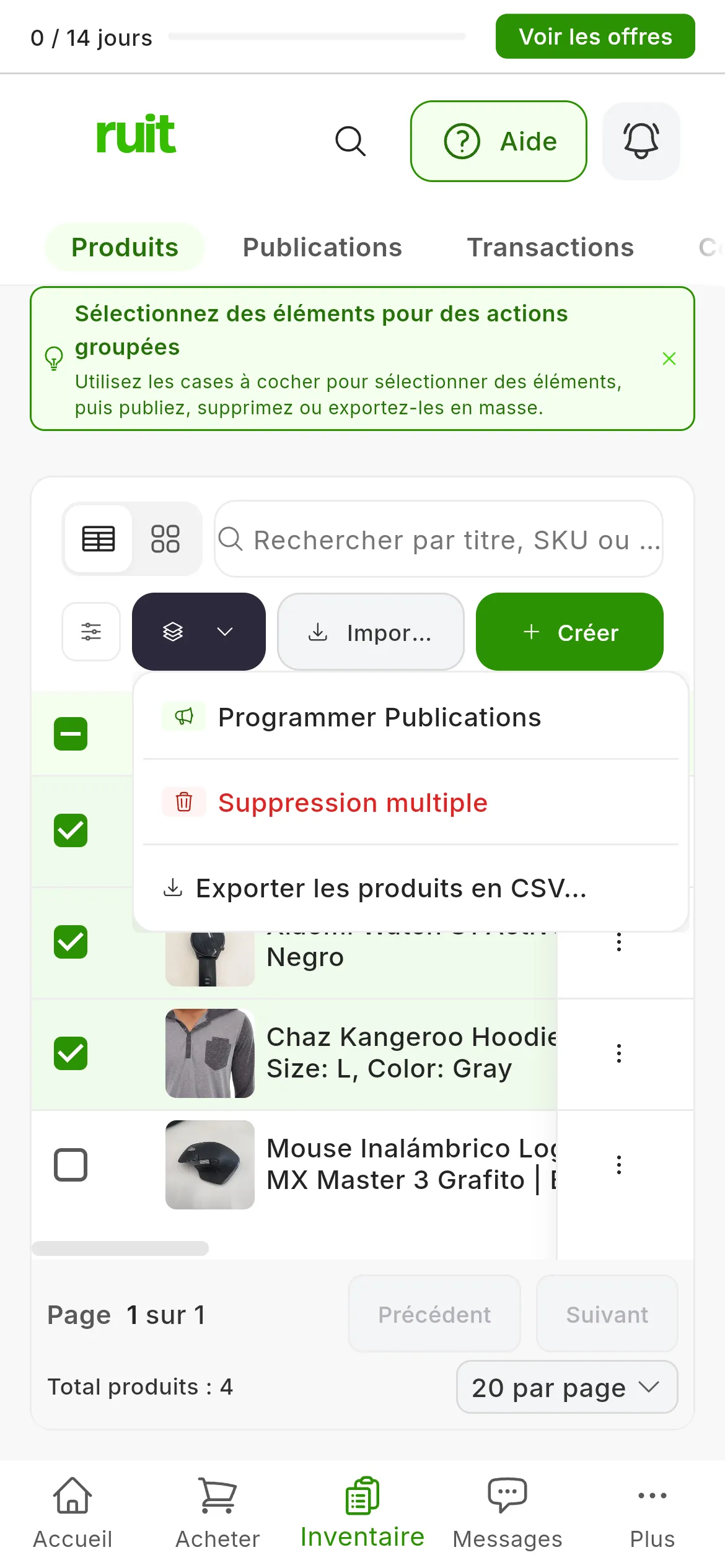 Le tableau des produits avec trois produits cochés et le menu Actions groupées ouvert : Programmer Publications, Suppression multiple et Exporter les produits en CSV…