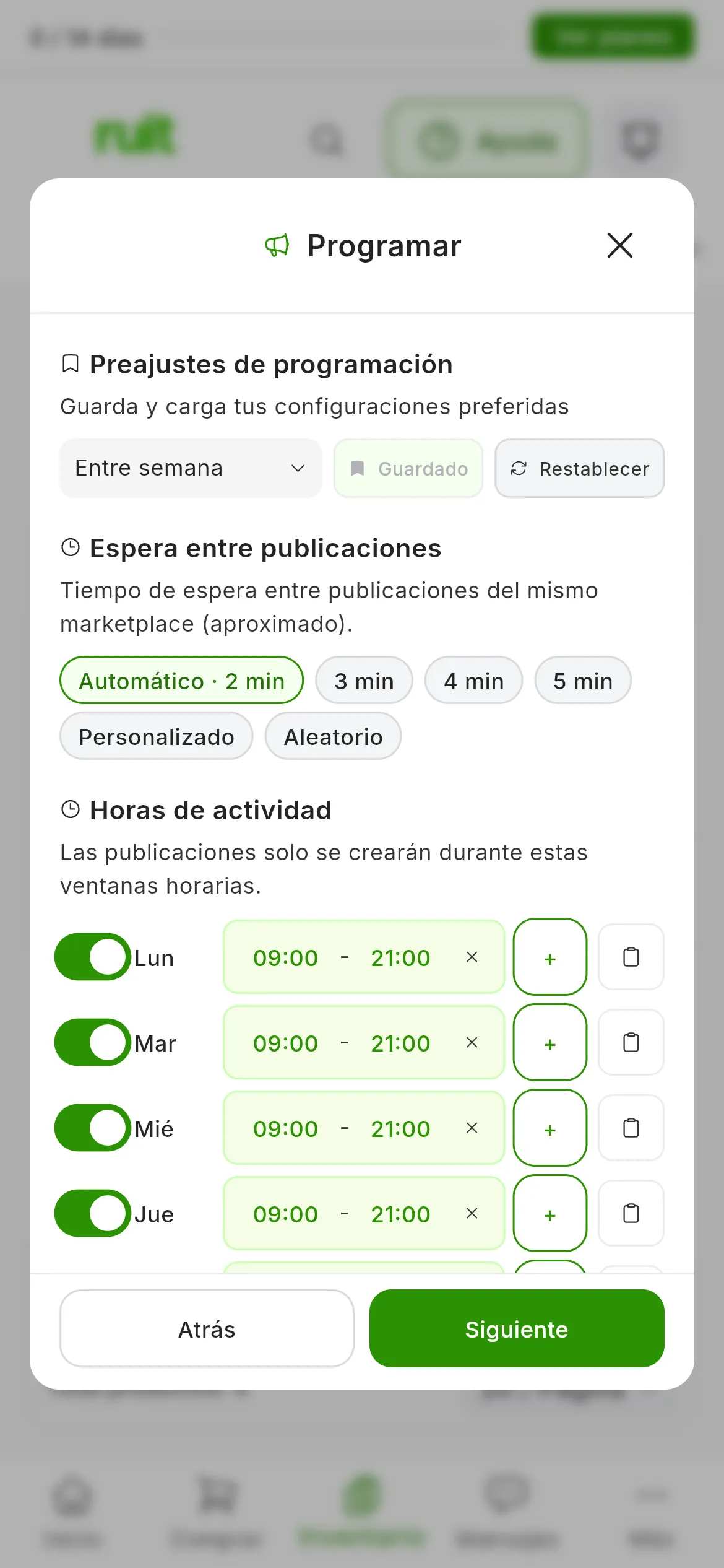 El paso Programar con el bloque Preajustes de programación arriba: el preajuste Entre semana cargado en el selector, el botón Guardado en gris y Restablecer; debajo, la espera y las horas que ha cargado