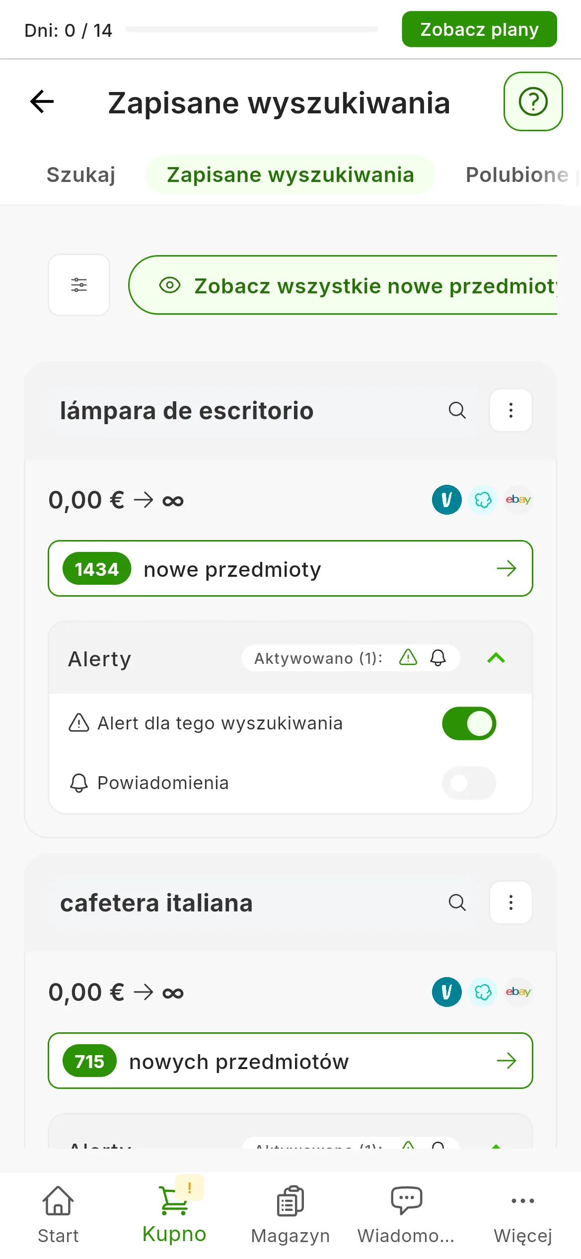Ekran Zapisane wyszukiwania z dwiema kartami, „lámpara de escritorio” i „cafetera italiana”: na każdej tekst z lupą i menu, przedział cen od 0 do nieskończoności, loga Vinted, Wallapop i eBay, nowe przedmioty oraz blok Alerty, z włączonym przełącznikiem Alert dla tego wyszukiwania i wyłączonym przełącznikiem Powiadomienia