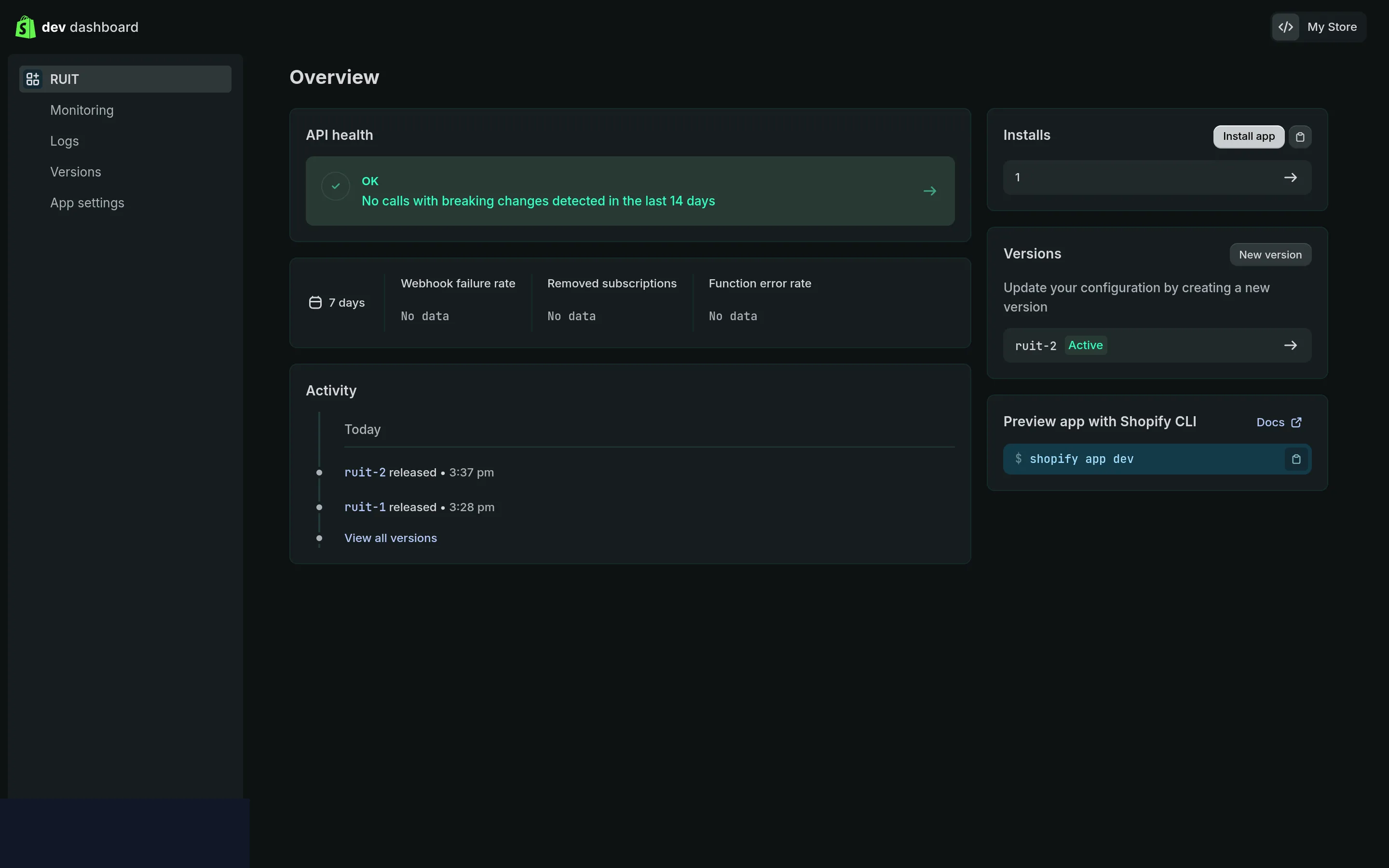 La vista generale dell'app nel Dev Dashboard, con la versione attiva e il pulsante per installare l'app